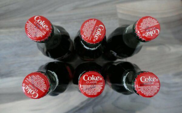 Ozarks Coca-Cola Bottling Company Centennial Commemorative 6-Pack Coke Bottles - Image 6