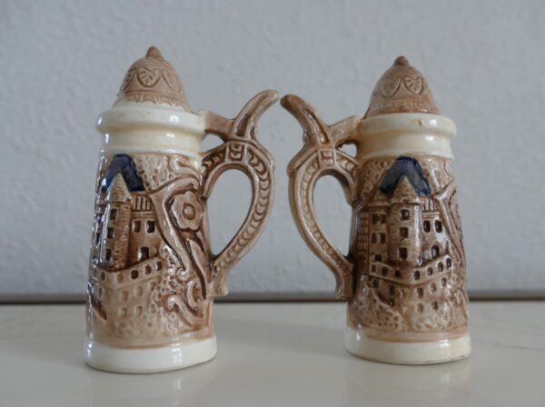 Statue of Liberty Salt & Pepper Shaker Set