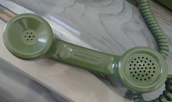 Stromberg-Carlson Rotary Dial Desk Telephone in Tested & Working Condition - Image 8
