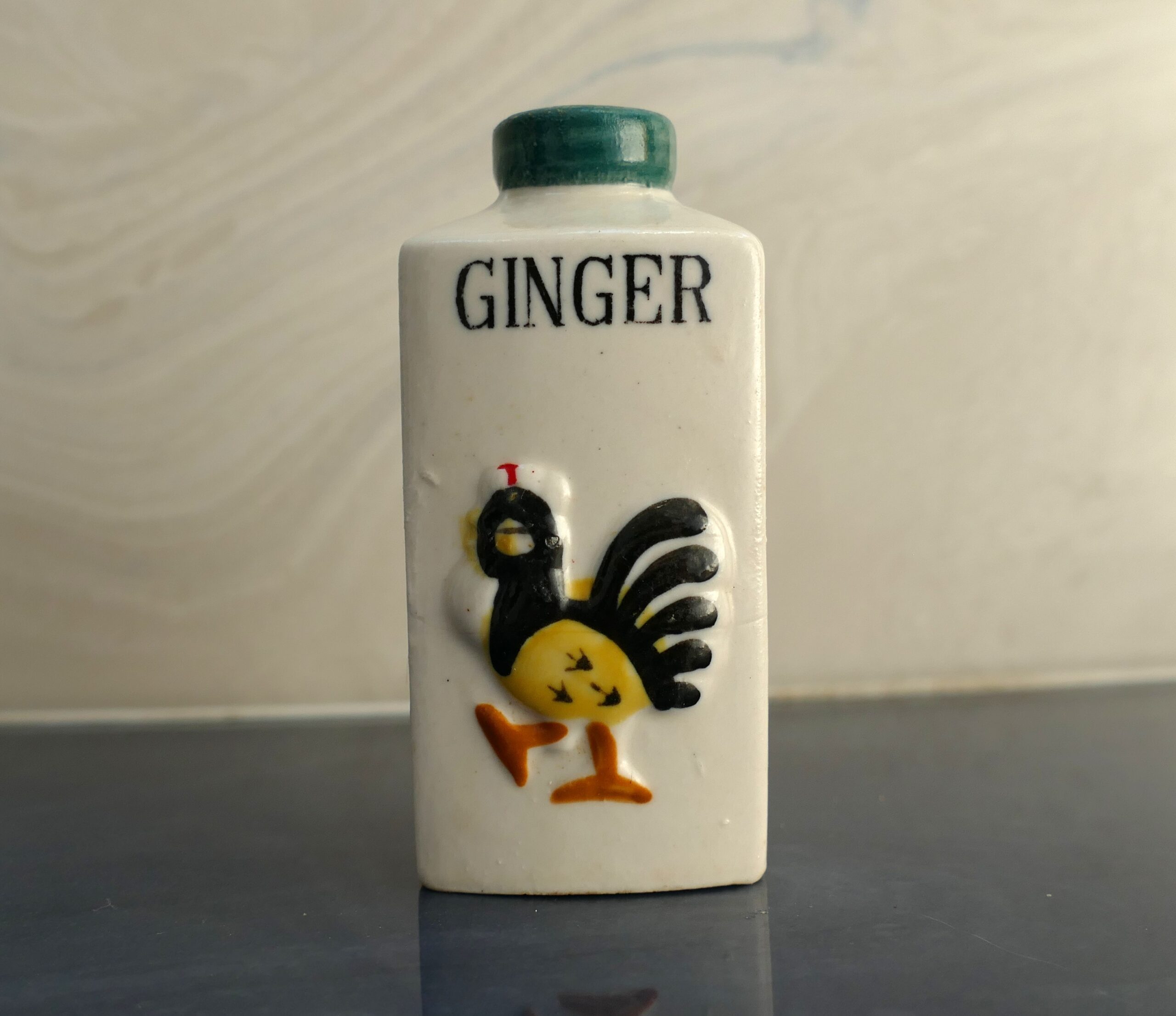 Set of 5 Hand-Painted Vintage Rooster Spice Shakers/Japan - Image 7