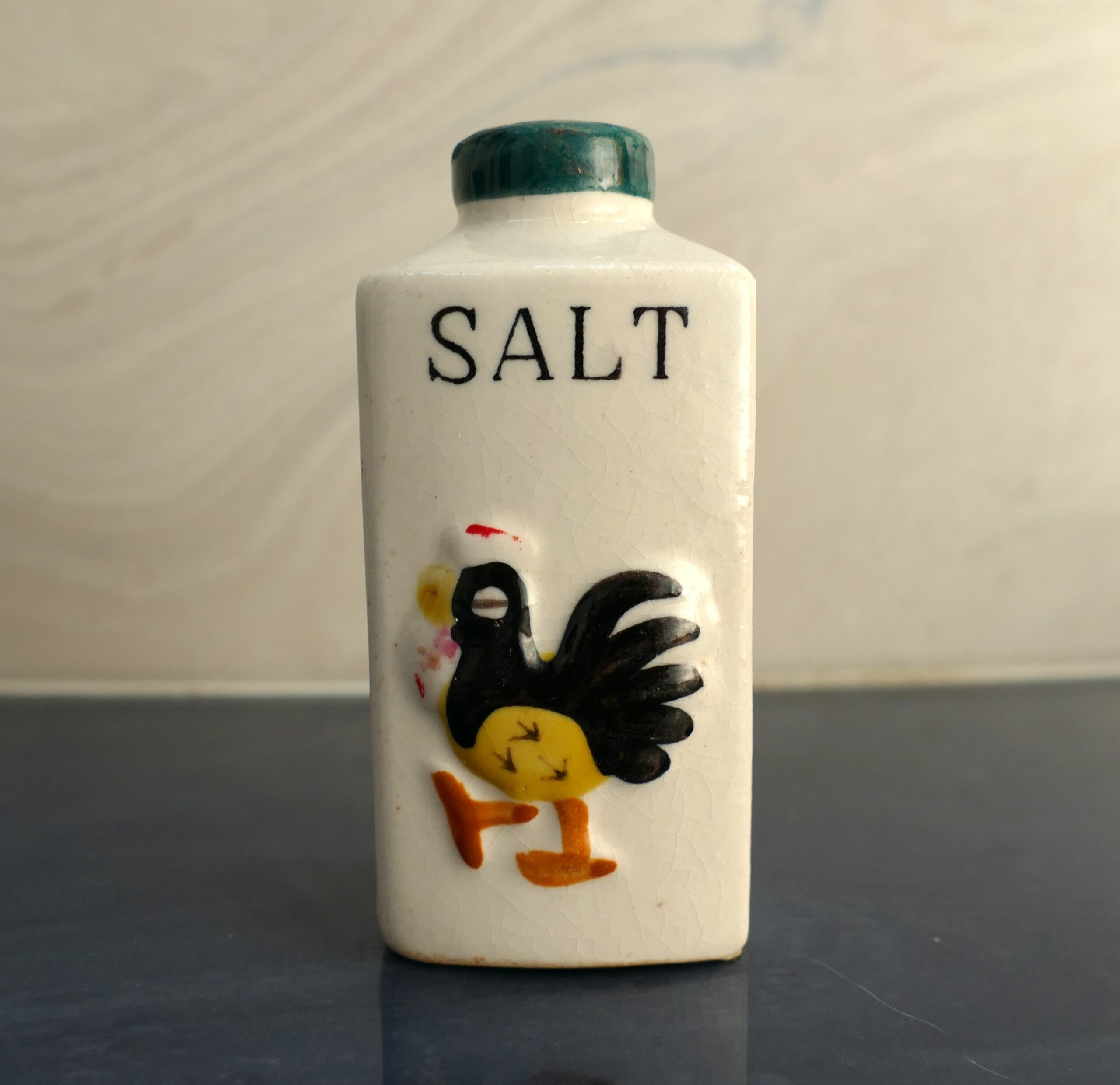 Set of 5 Hand-Painted Vintage Rooster Spice Shakers/Japan - Image 5