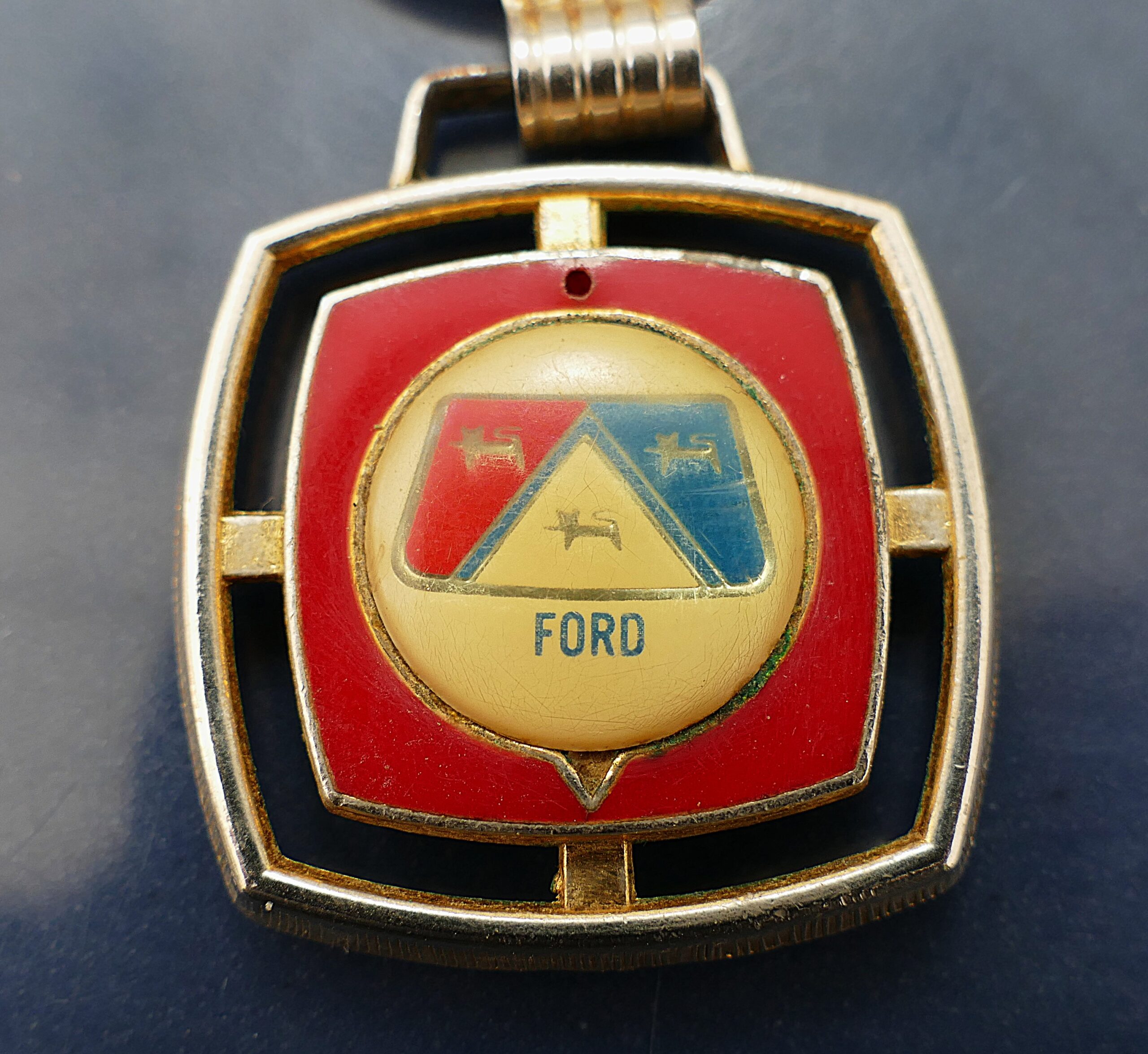Vintage Ford Crest Emblem Keychain - Image 2
