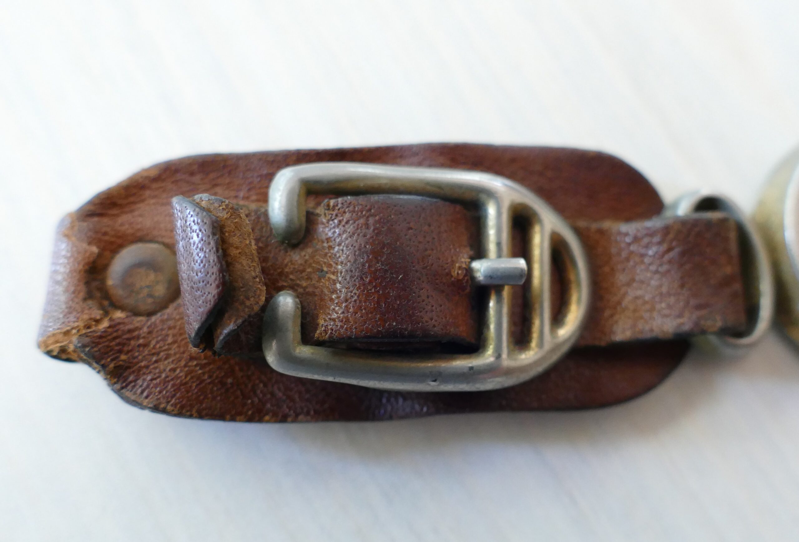 Vintage Letter ‘S’ on Leather Buckle FOB - Image 3